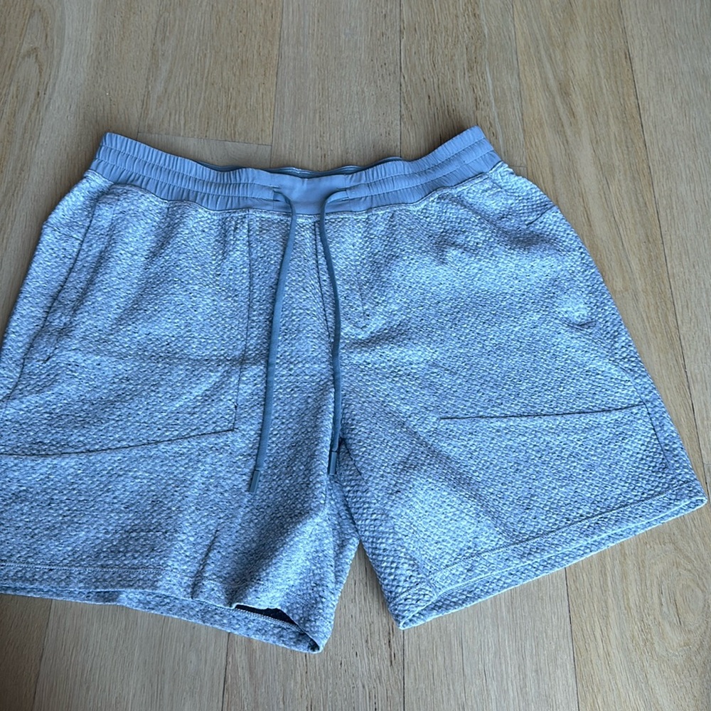 Lululemon men’s shorts
